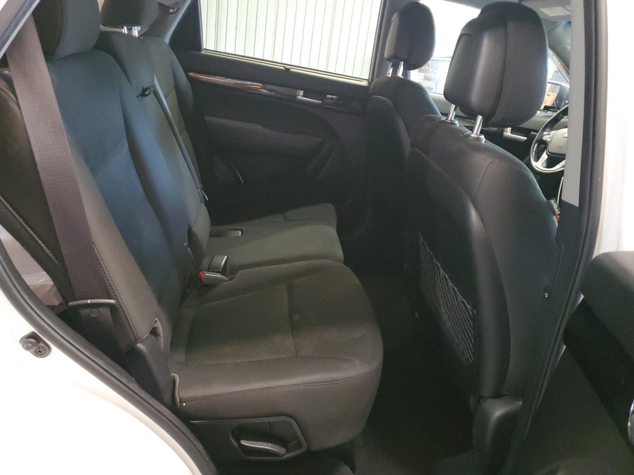 2015 KIA SORENTO