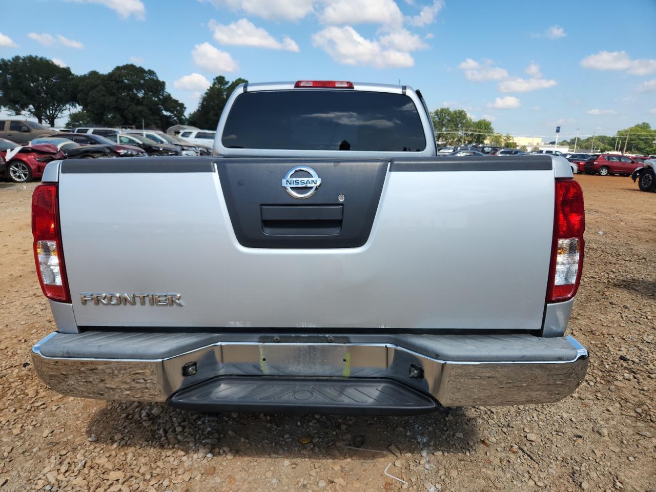 2012 NISSAN Frontier