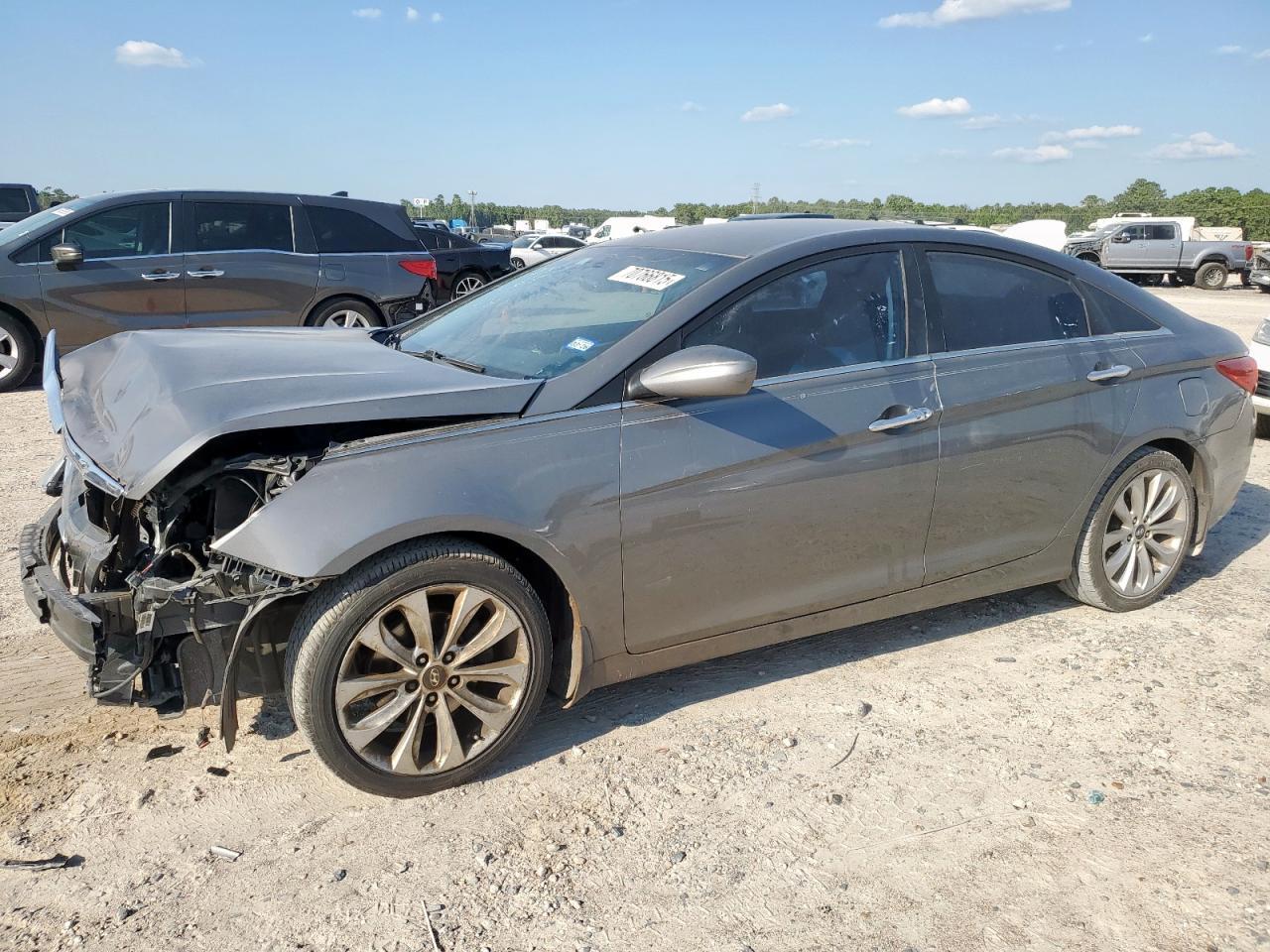 2013 HYUNDAI SONATA