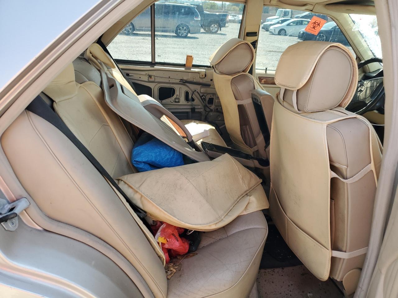 1995 MERCEDES-BENZ E-Class