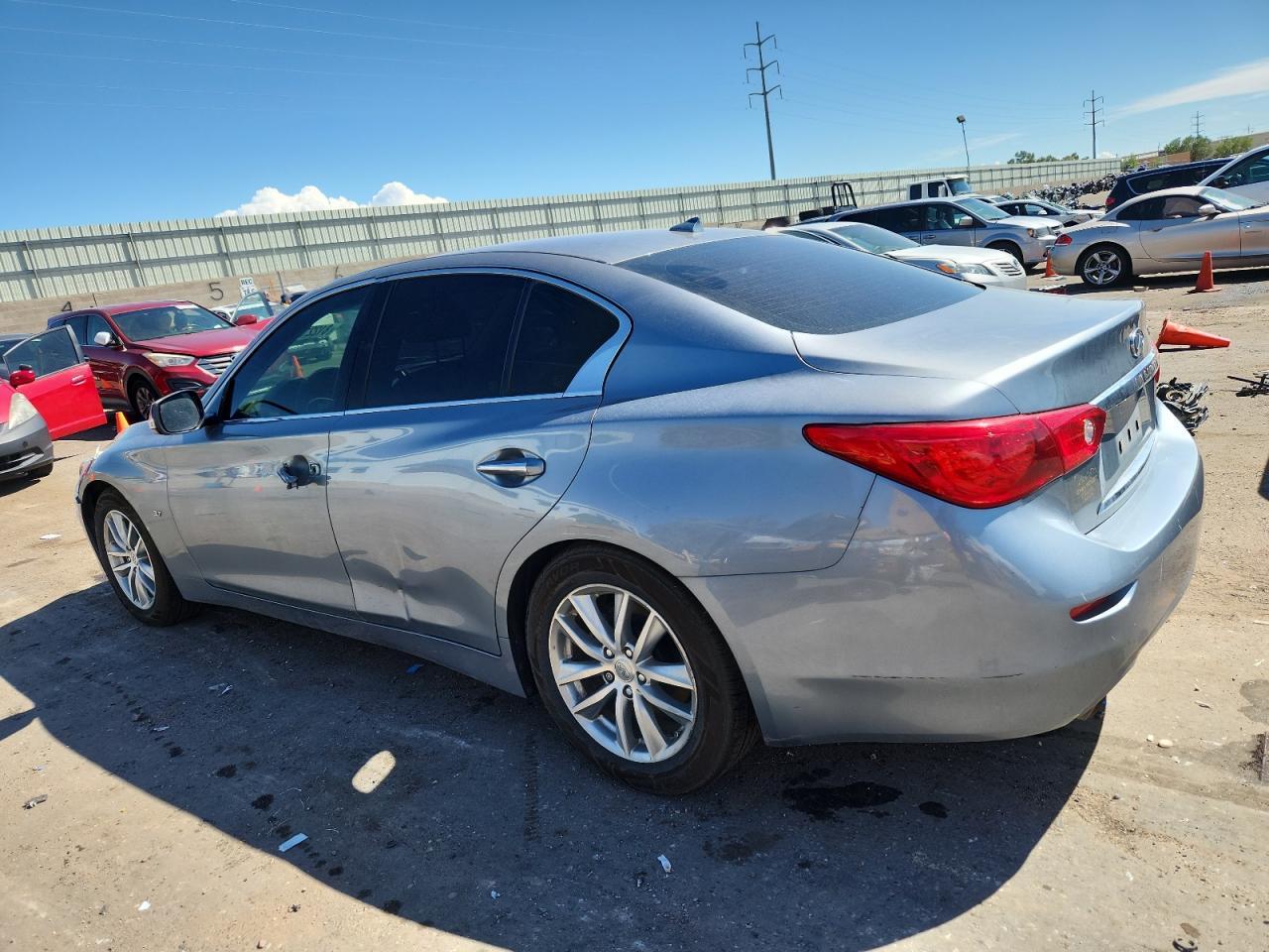 2015 INFINITI Q50