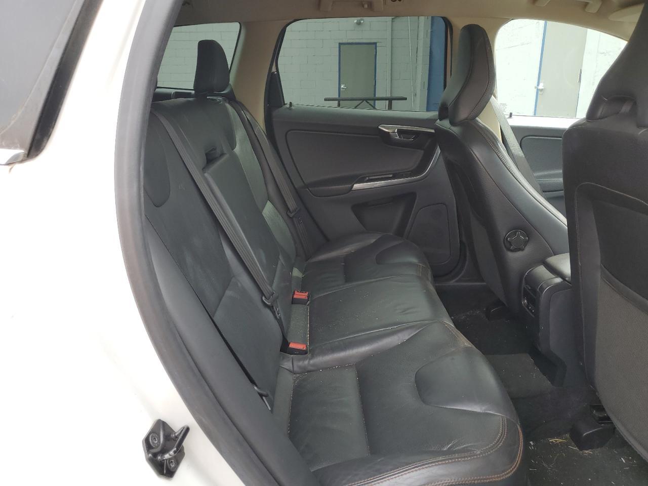 2013 VOLVO XC60