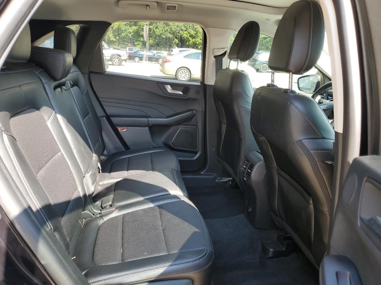 2022 FORD ESCAPE