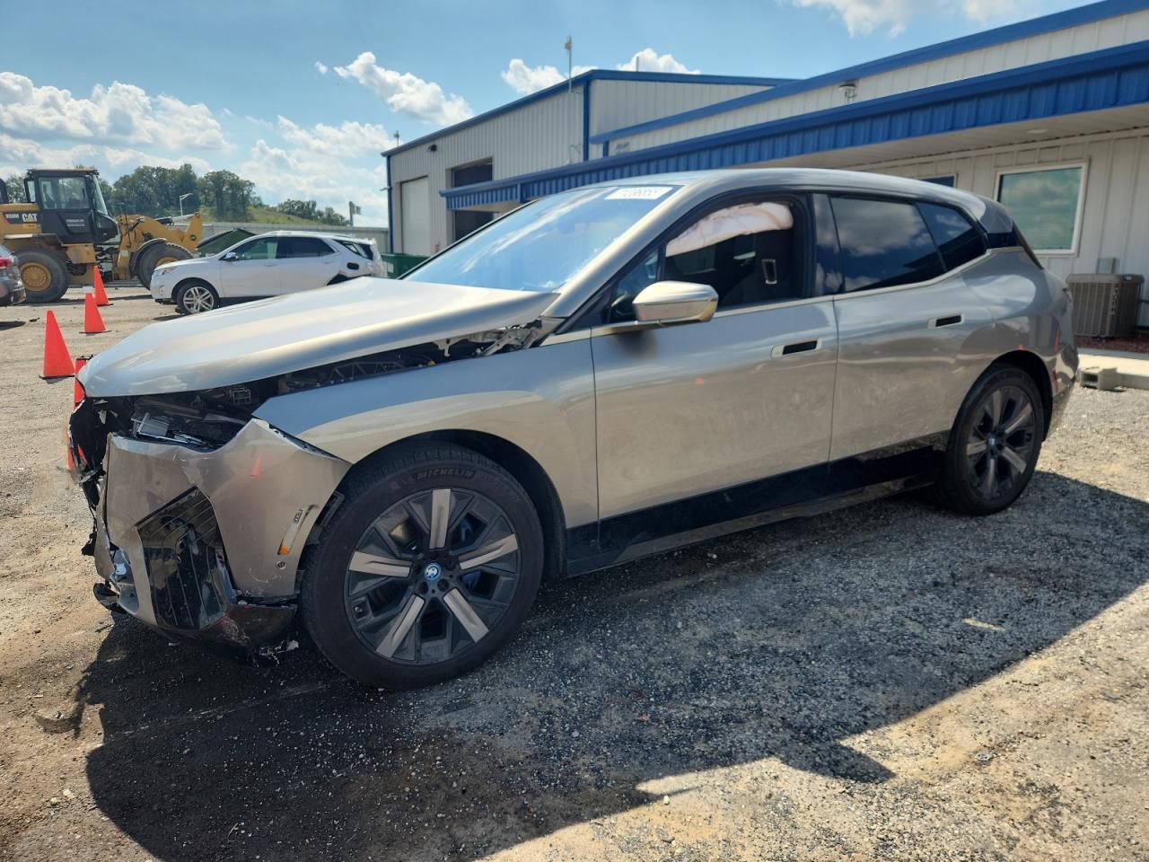2023 BMW iX