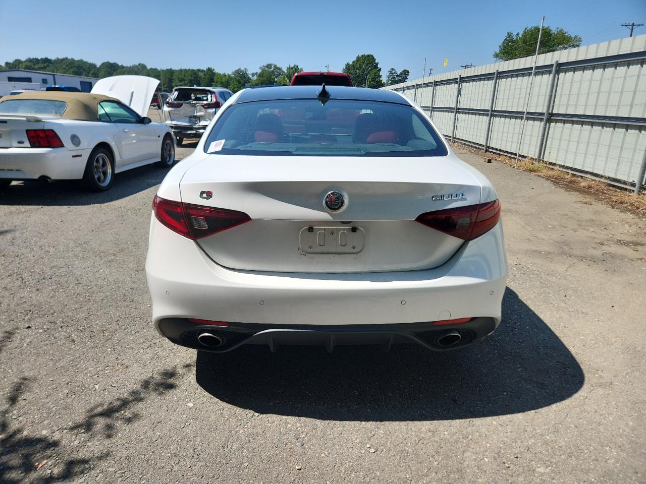 2017 ALFA ROMEO Giulia