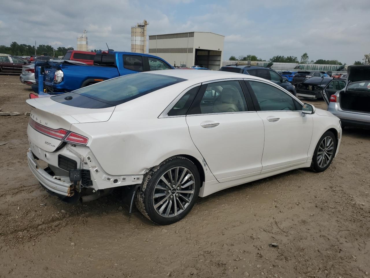 2017 LINCOLN MKZ