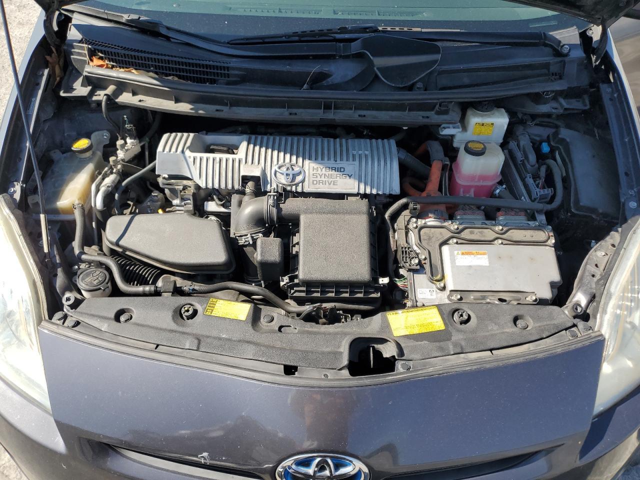 2011 TOYOTA PRIUS