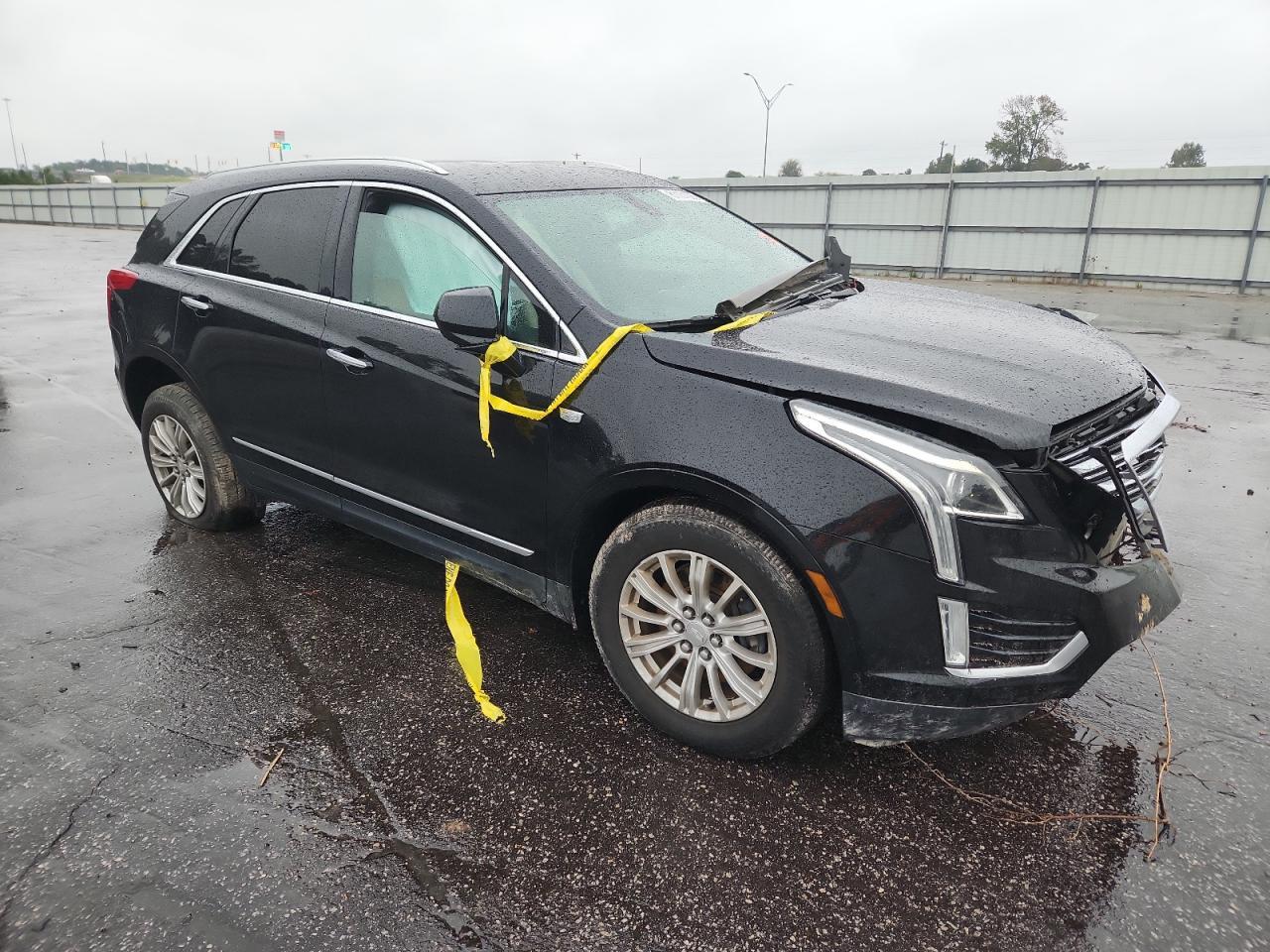 2017 CADILLAC XT5