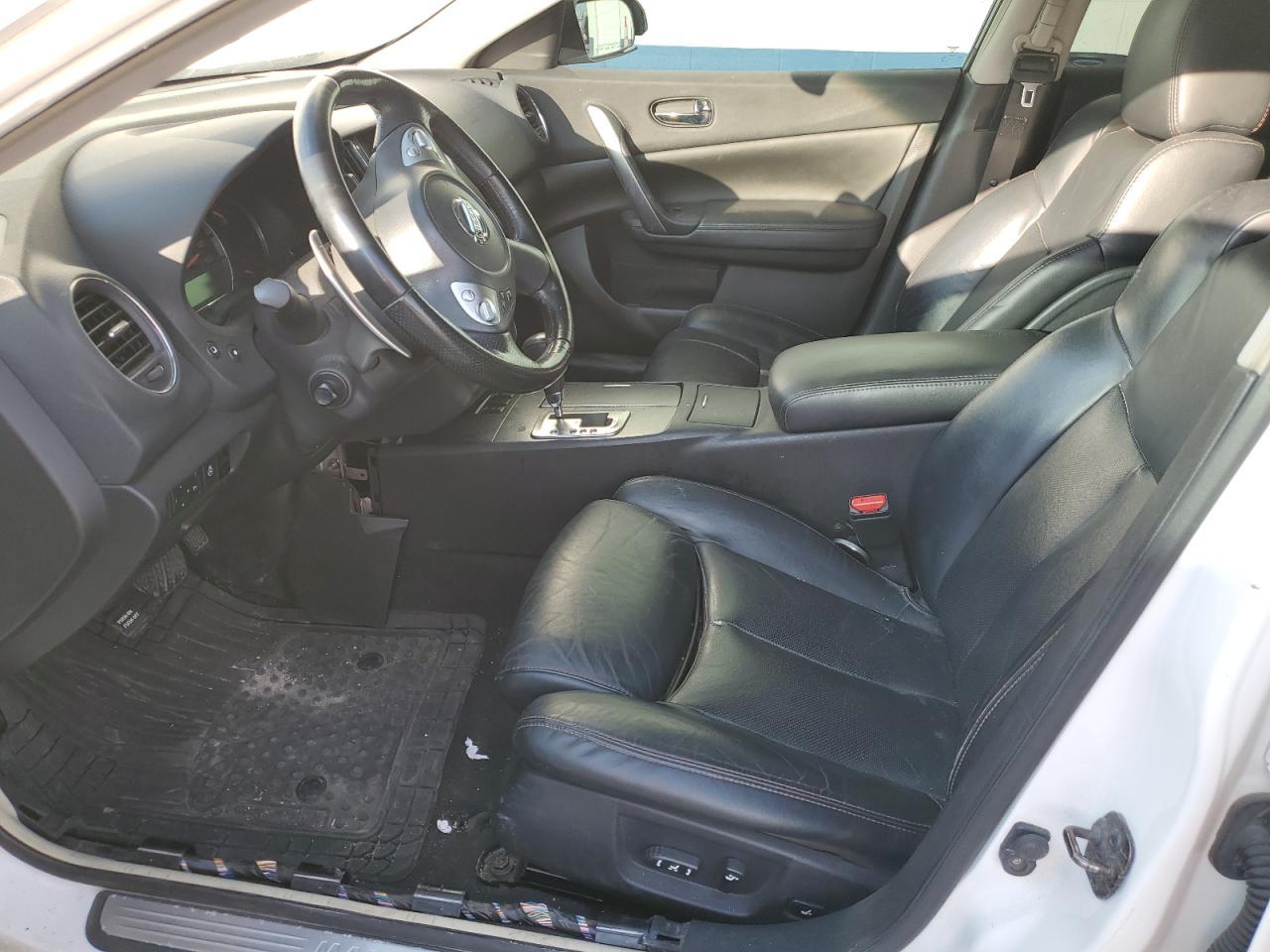 2010 NISSAN Maxima