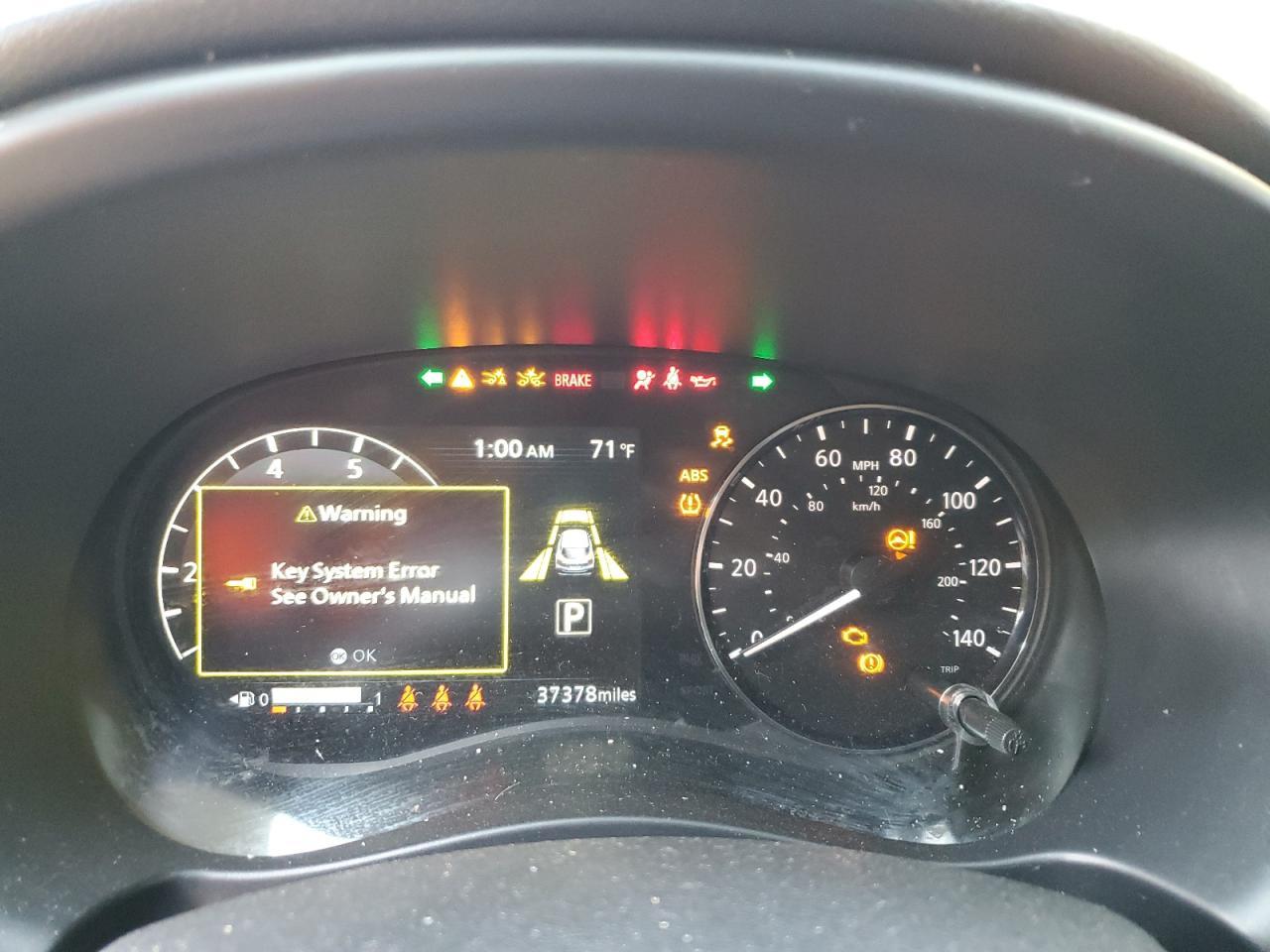 2024 NISSAN KICKS