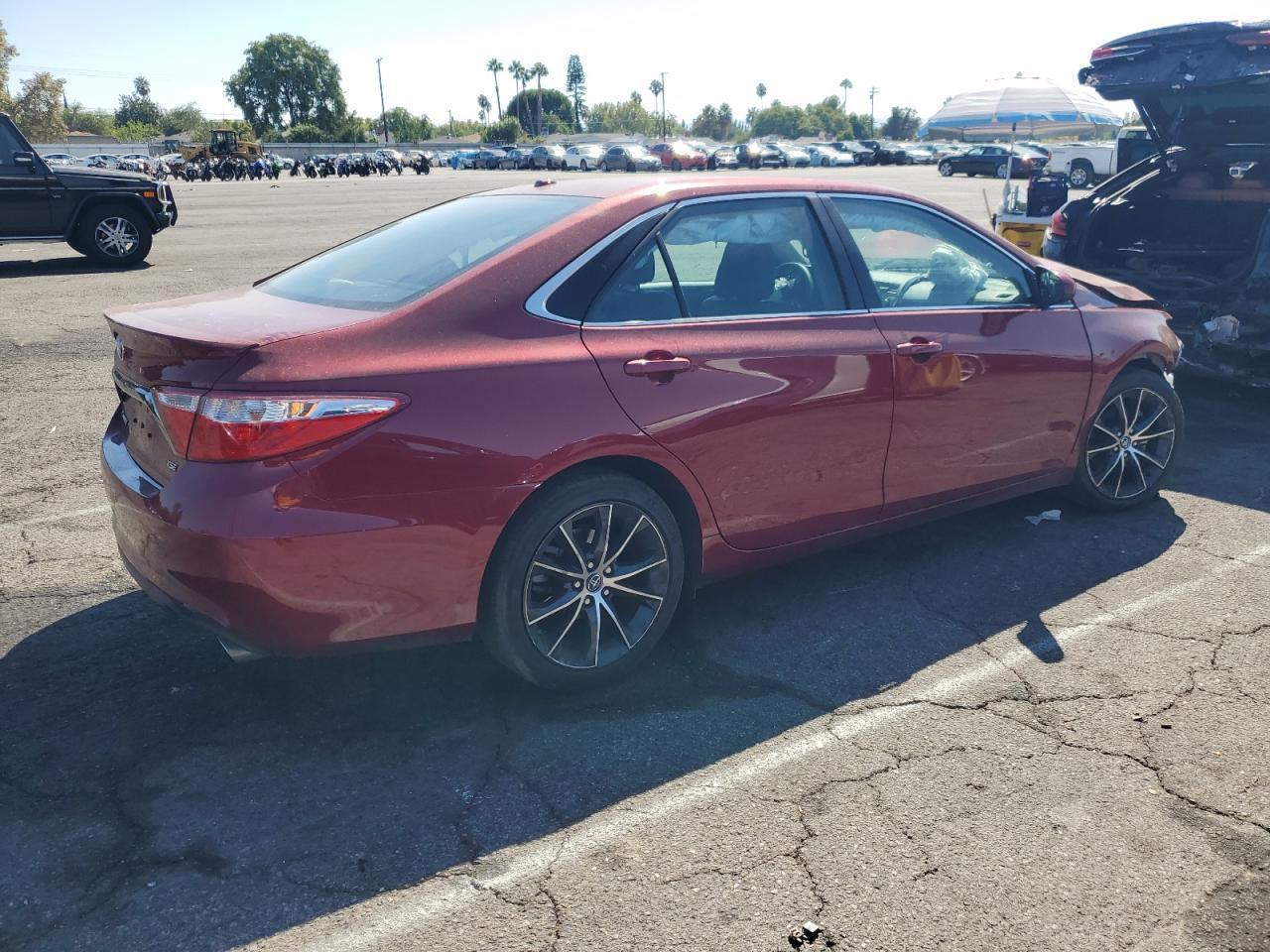 2015 TOYOTA CAMRY