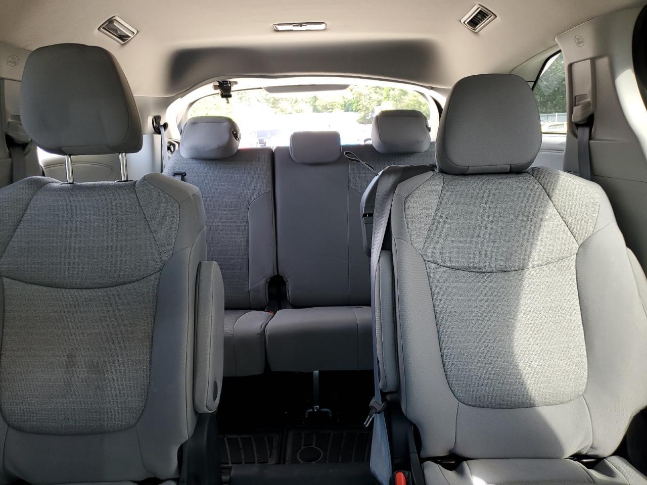 2023 TOYOTA SIENNA