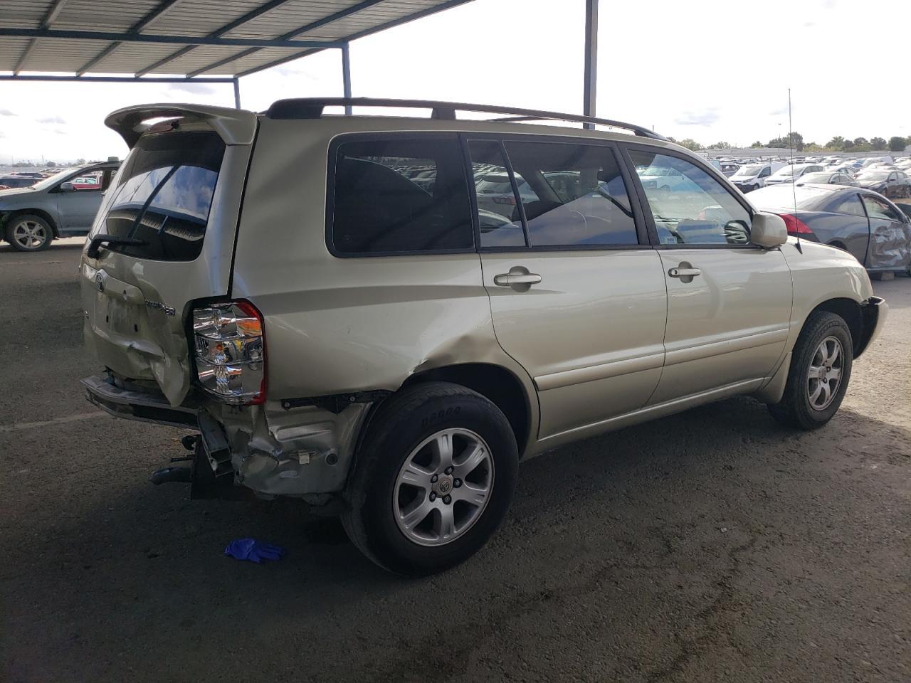 2003 TOYOTA HIGHLANDER
