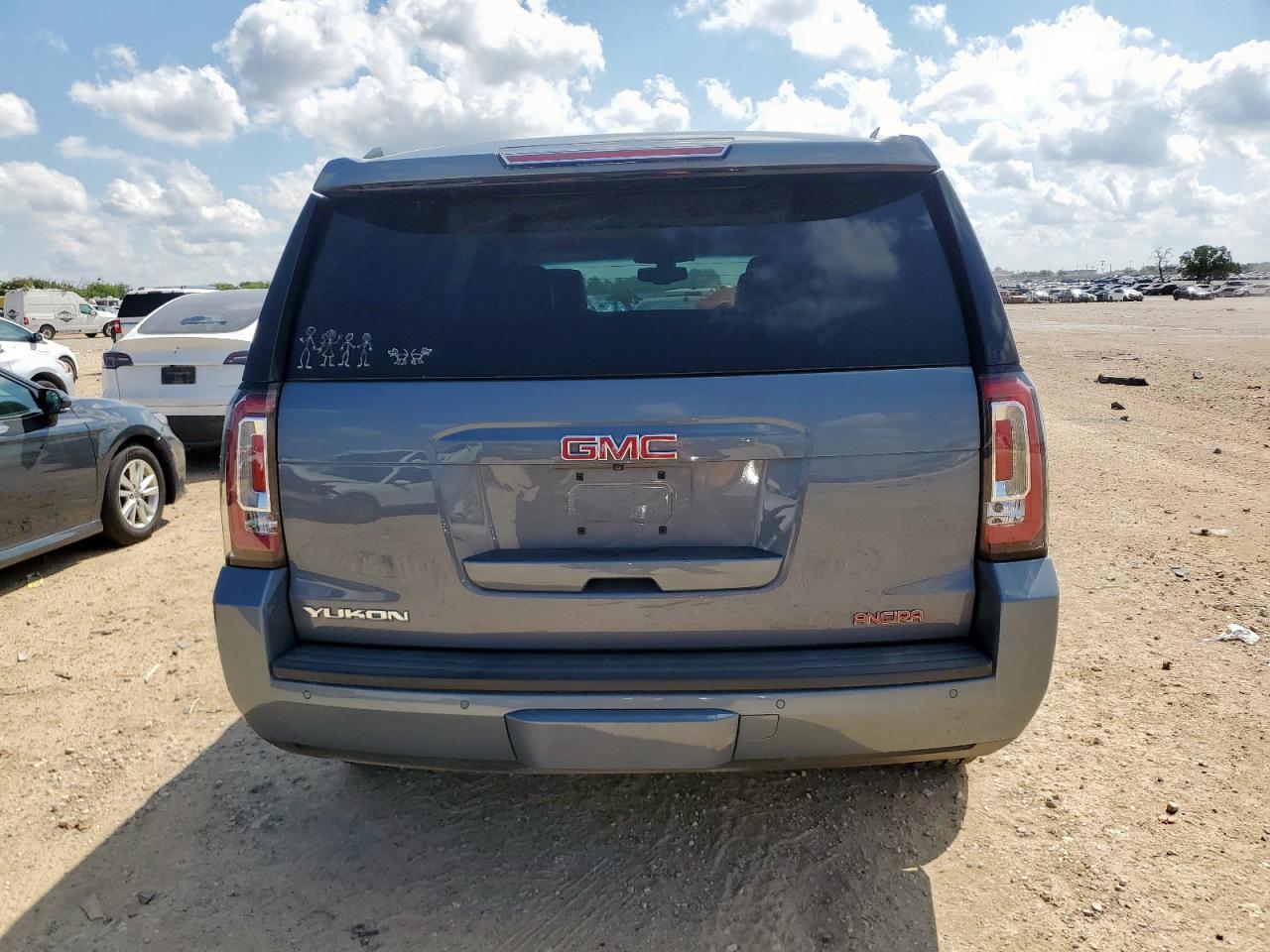 2016 GMC Yukon