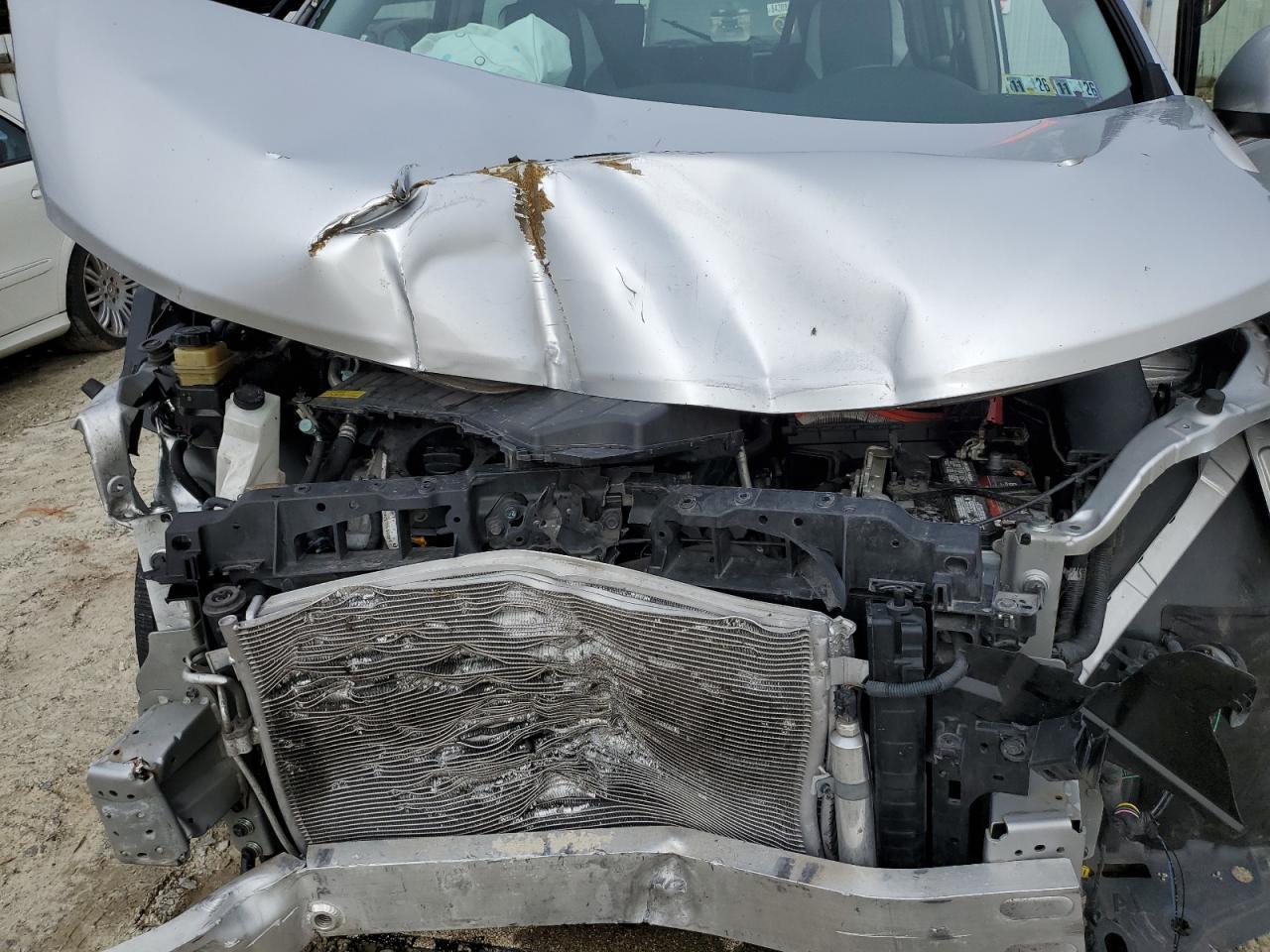 2014 NISSAN Quest