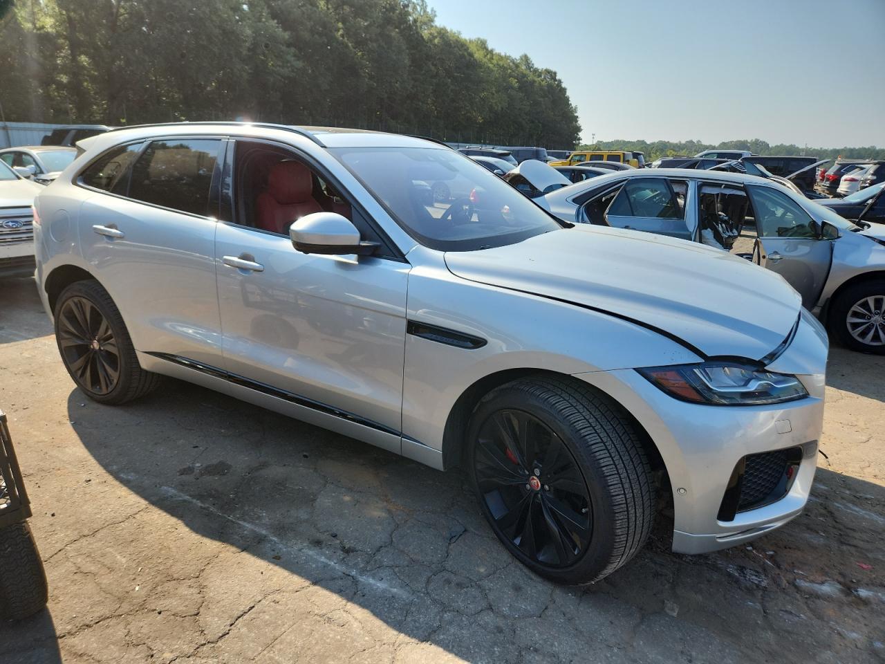 2017 JAGUAR F-Pace