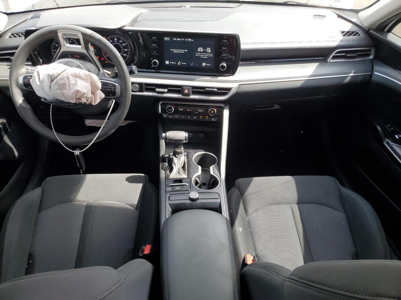 2022 KIA K5