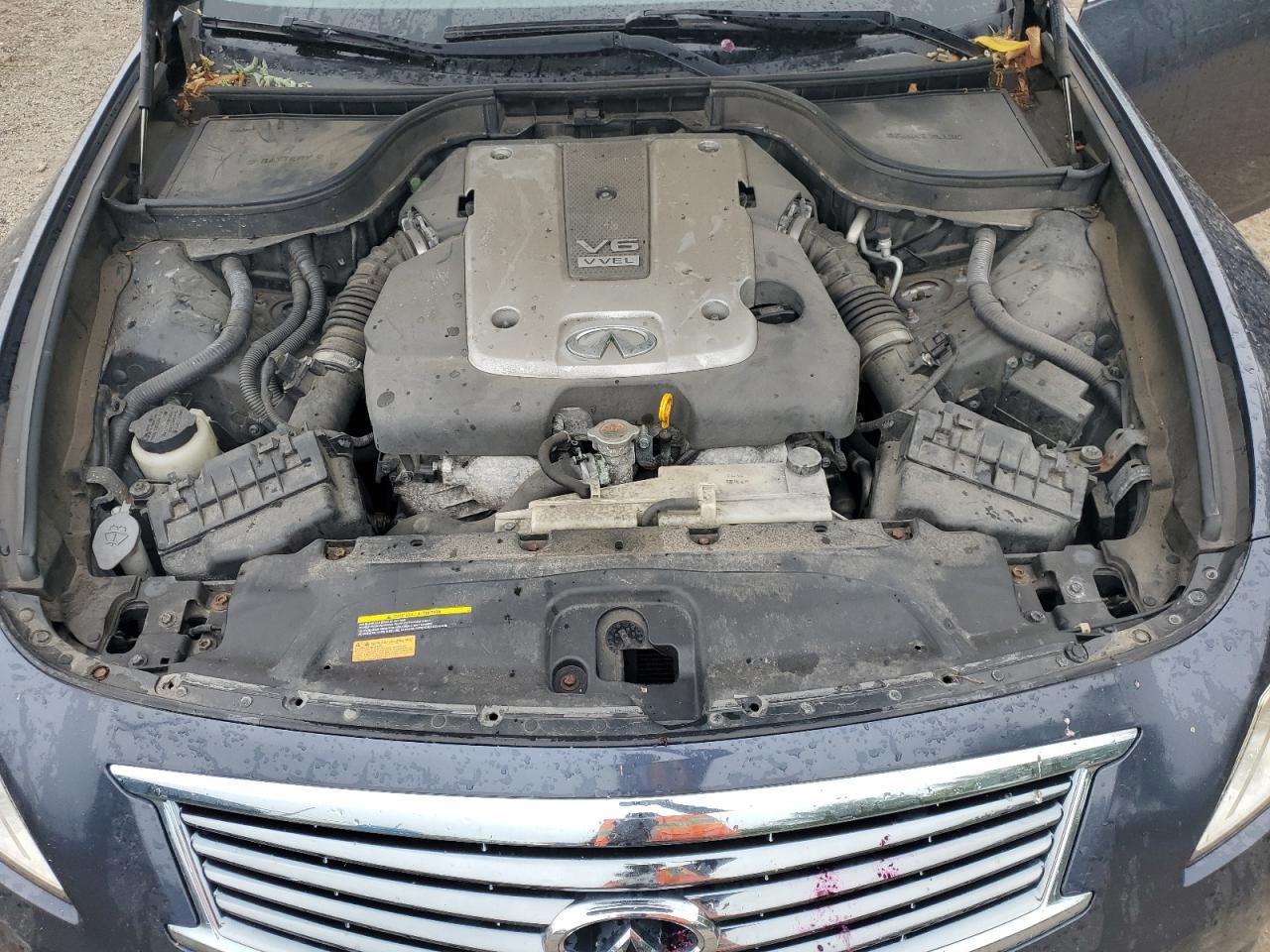 2013 INFINITI G37