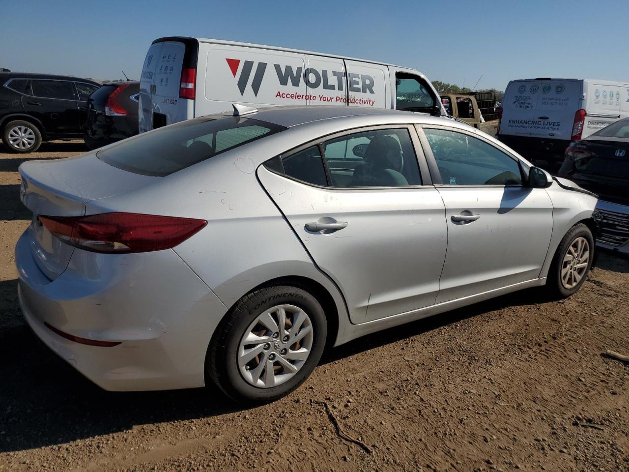 2017 HYUNDAI ELANTRA
