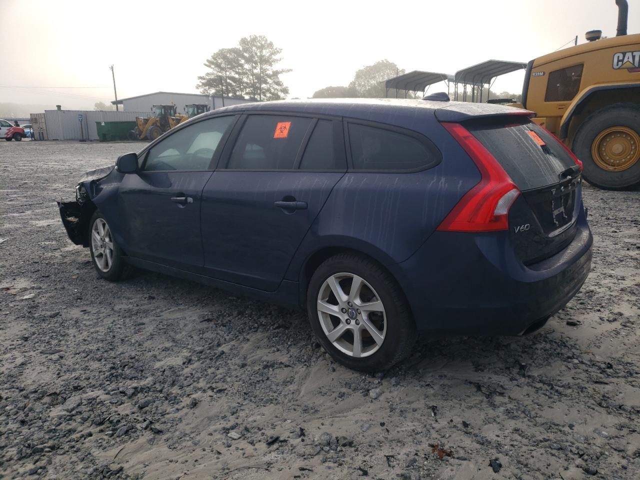 2015 VOLVO V60