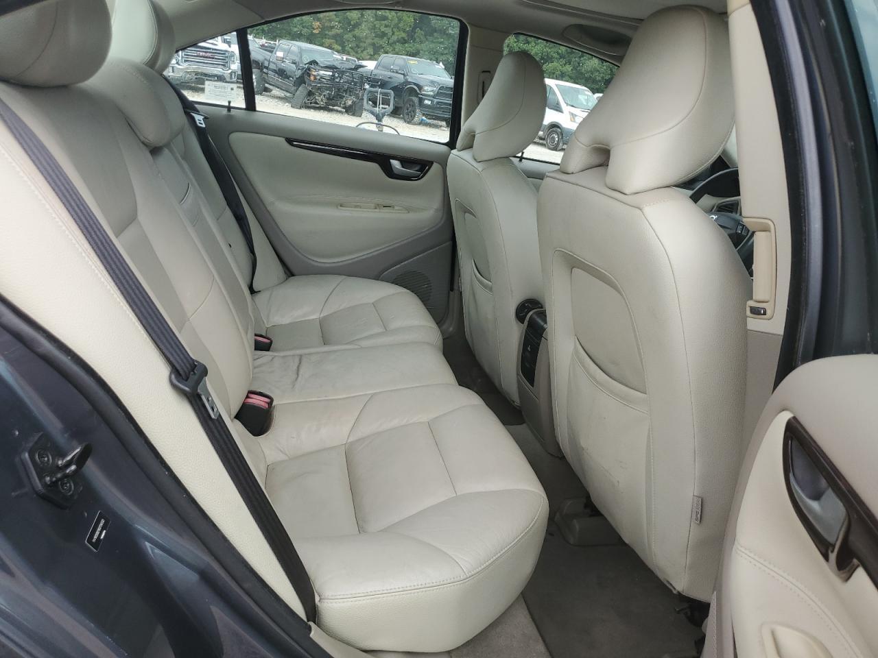 2009 VOLVO S60