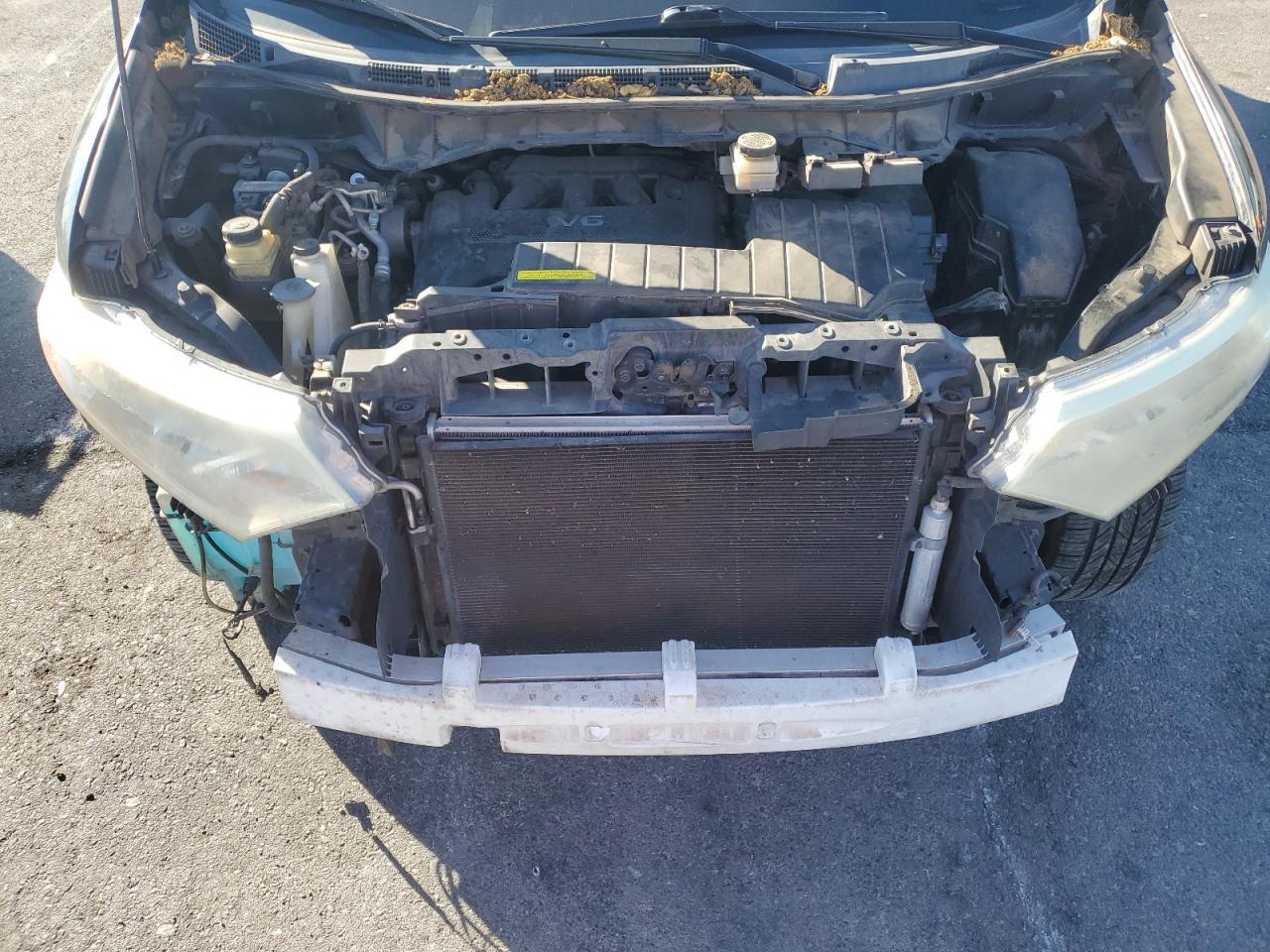 2012 NISSAN Quest