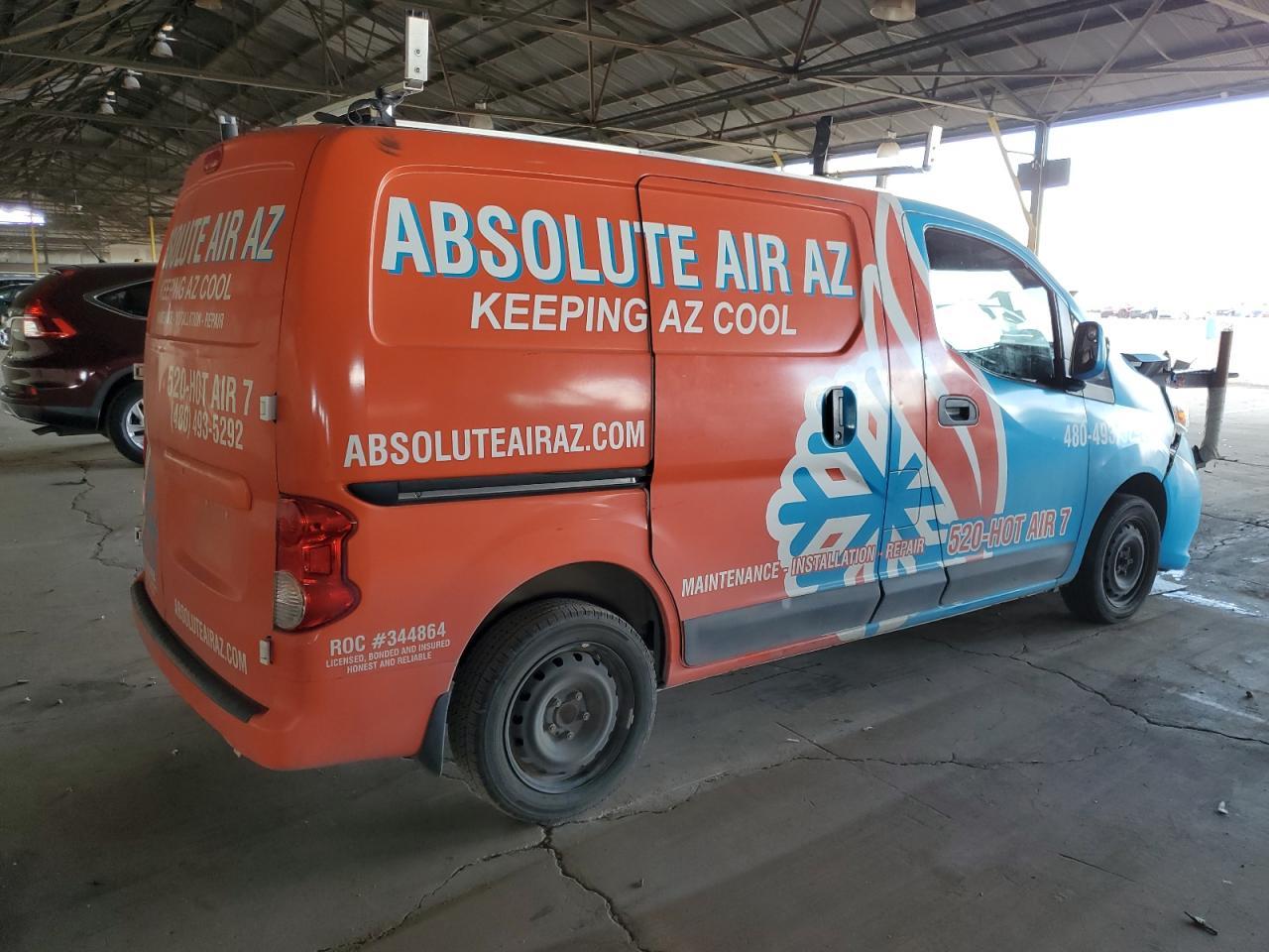 2020 NISSAN NV 200