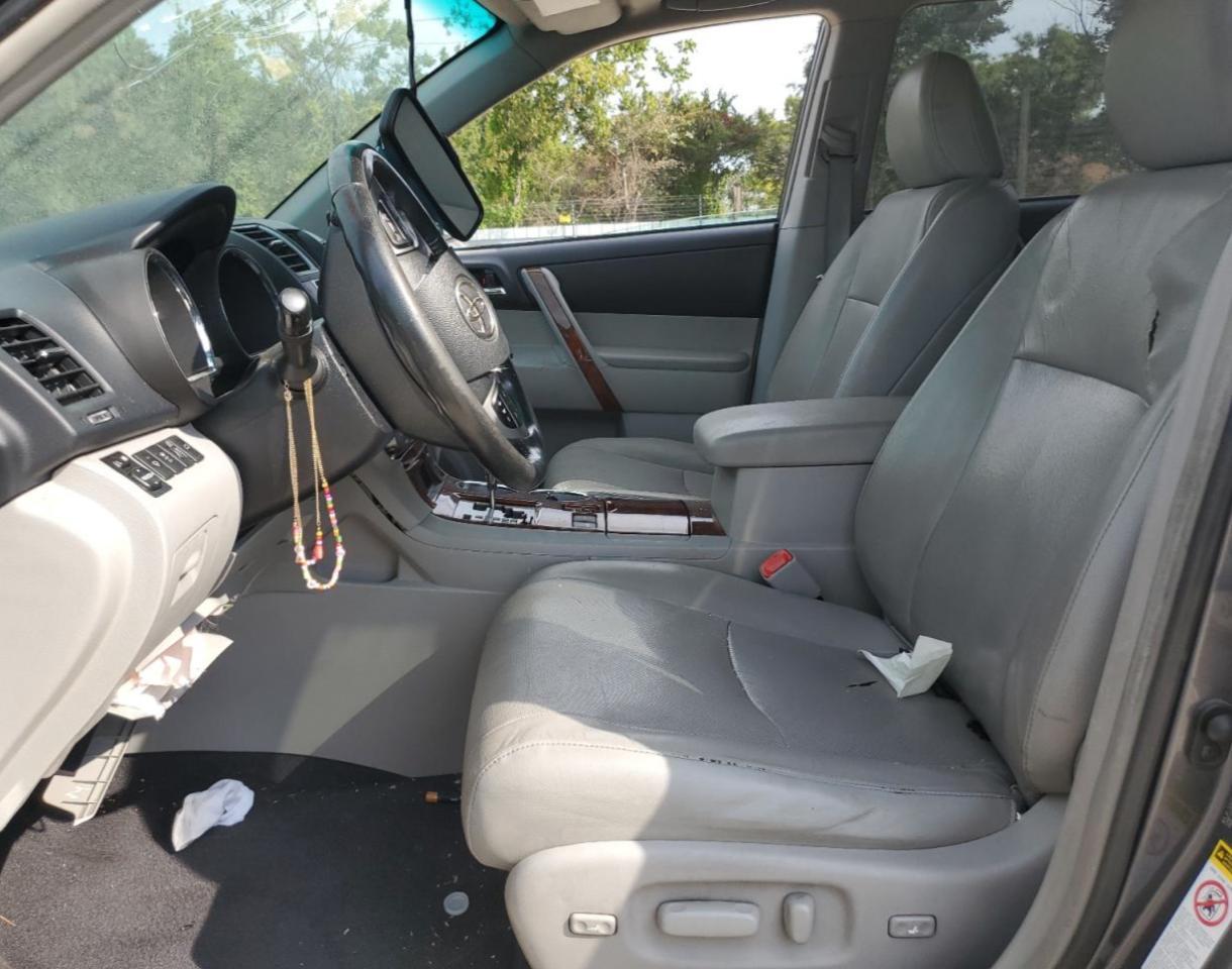 2013 TOYOTA HIGHLANDER