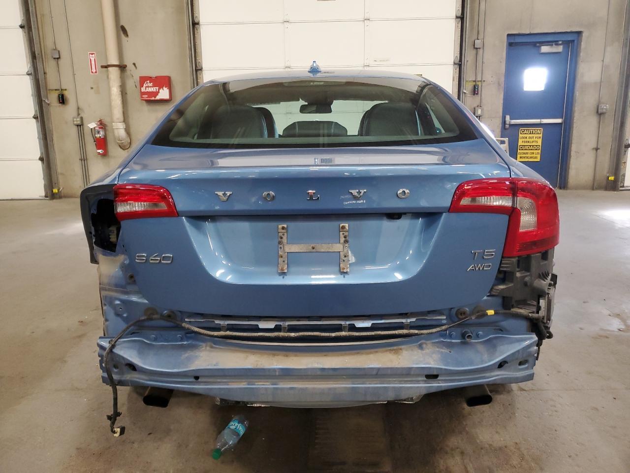 2014 VOLVO S60