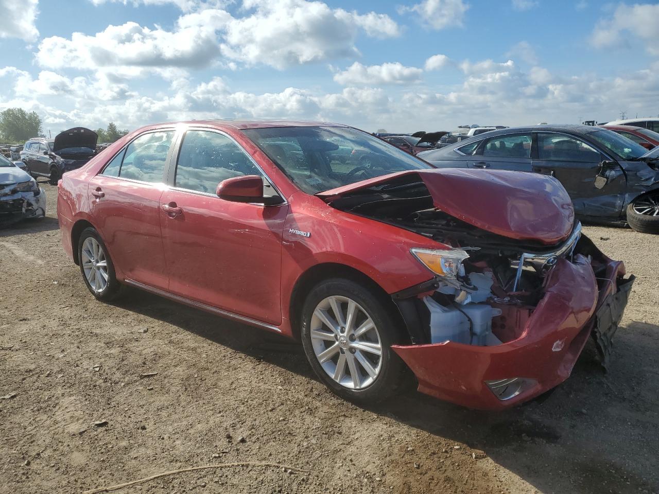 2013 TOYOTA CAMRY