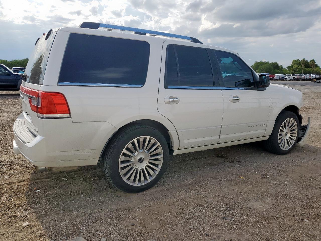 2015 LINCOLN Navigator