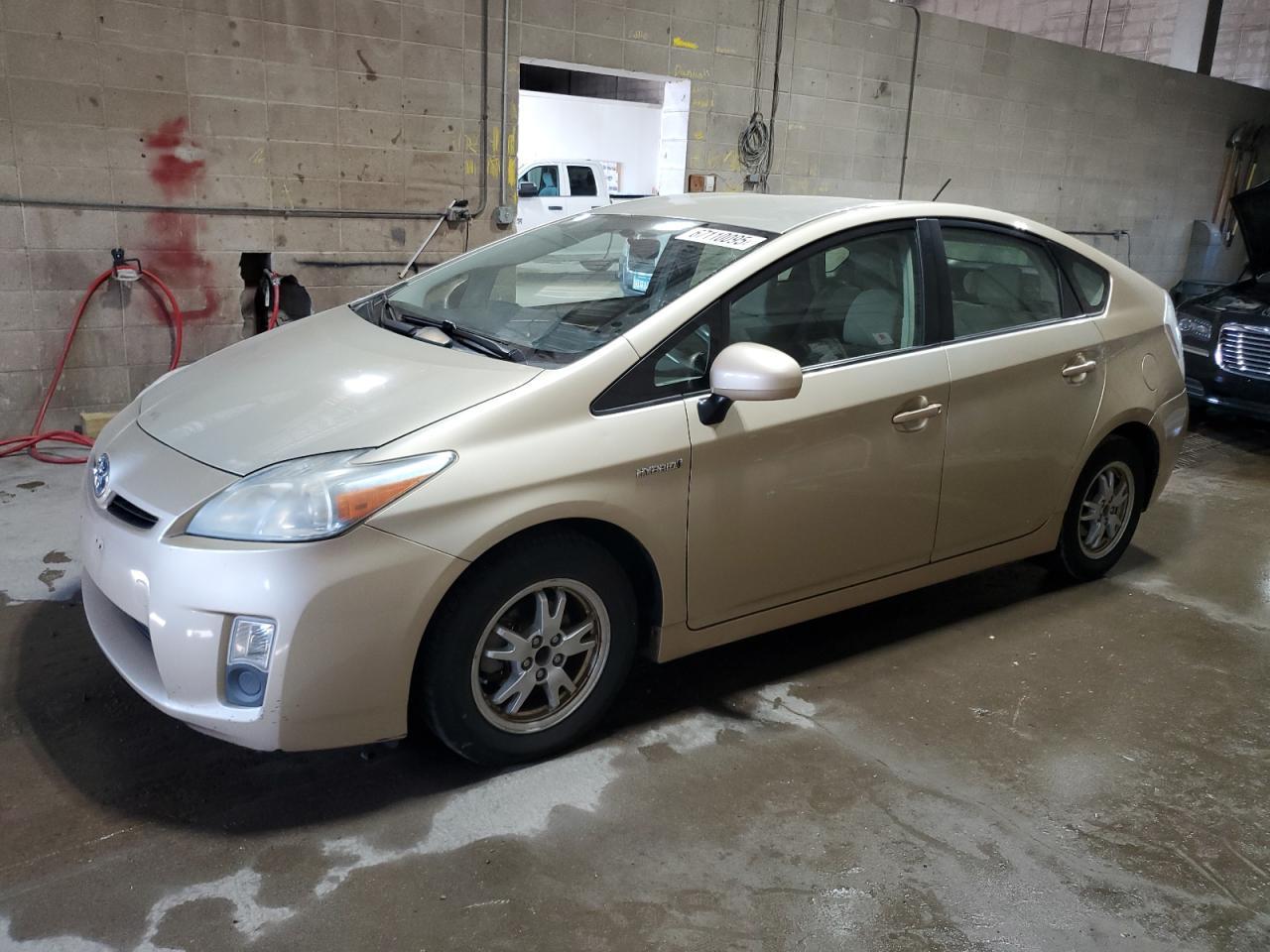 2011 TOYOTA PRIUS