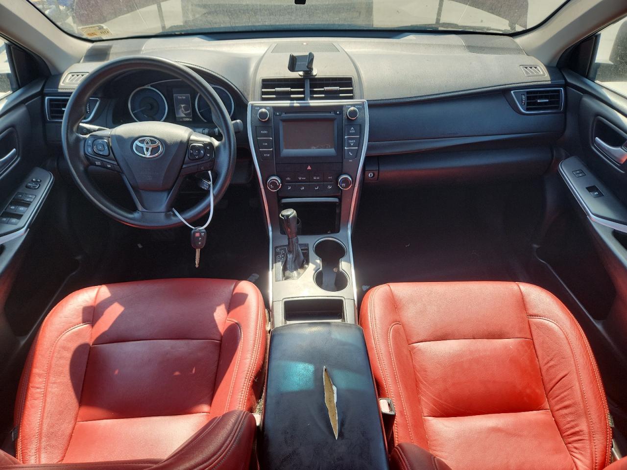 2017 TOYOTA CAMRY