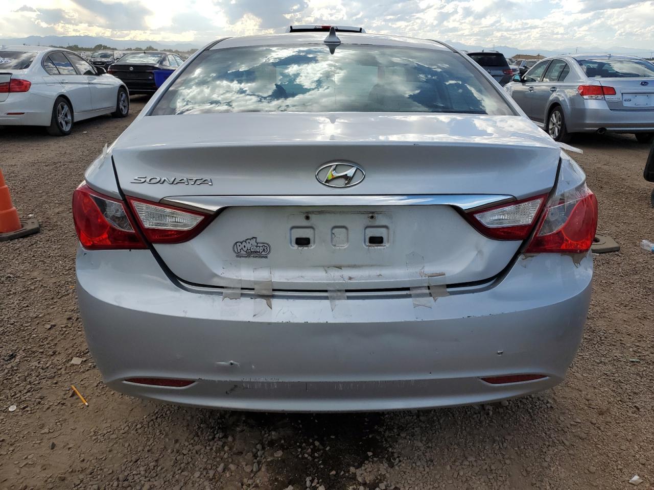 2011 HYUNDAI SONATA