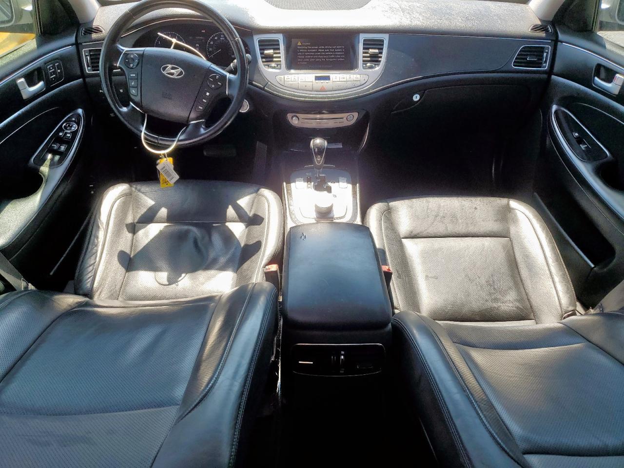 2012 HYUNDAI GENESIS