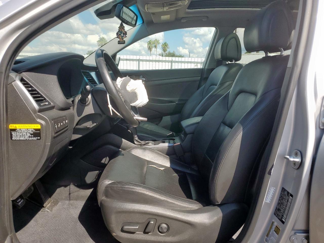 2016 HYUNDAI TUCSON