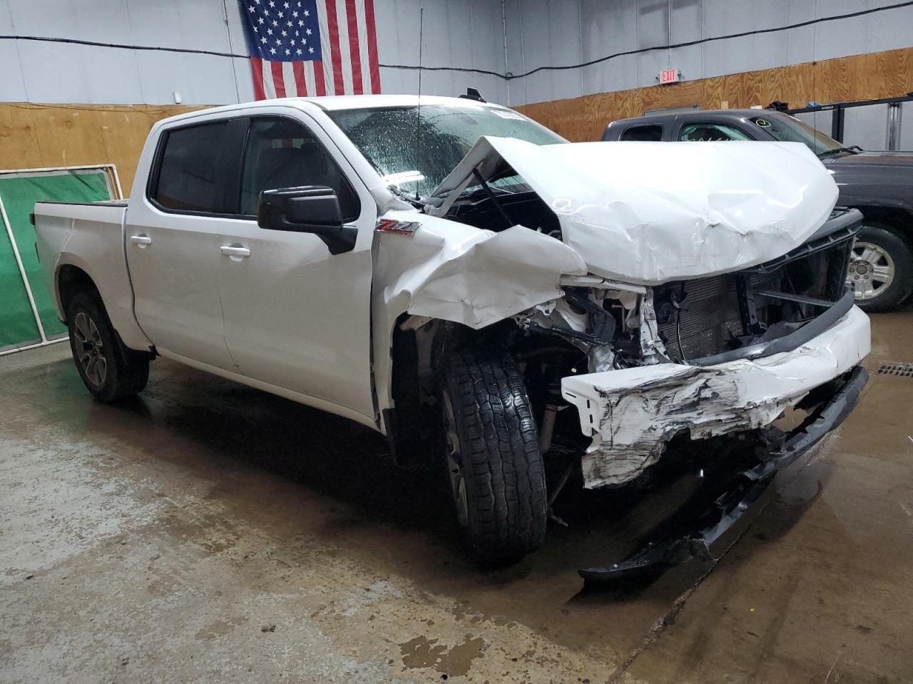2021 CHEVROLET Silverado