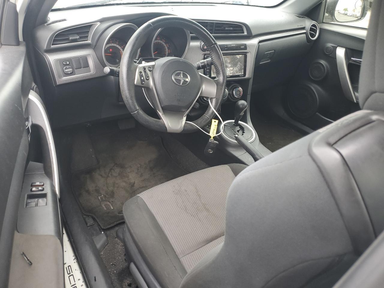2016 TOYOTA SCION