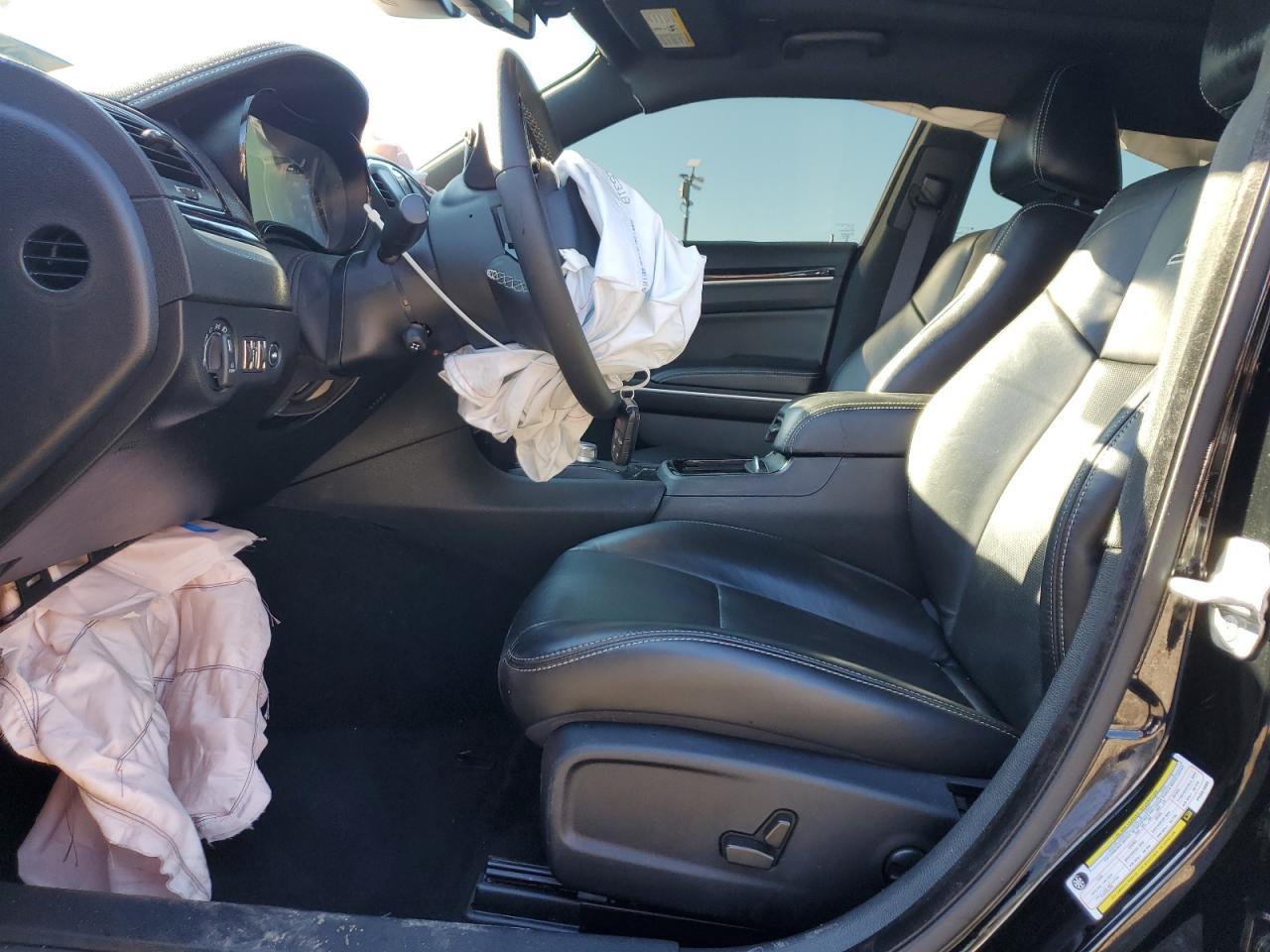 2023 CHRYSLER 300
