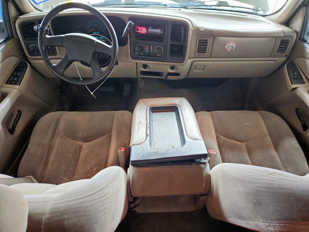 2003 CHEVROLET Suburban