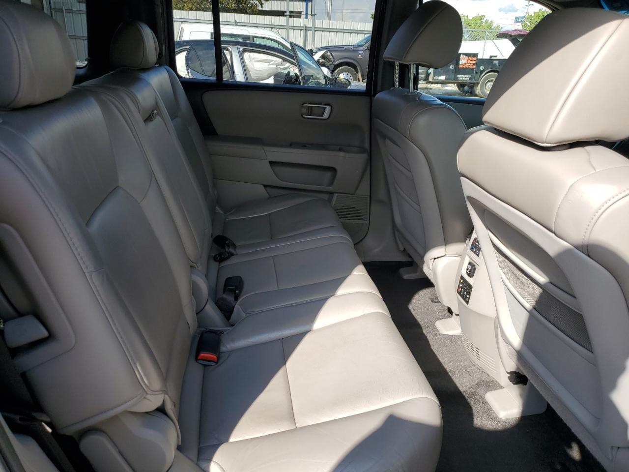 2011 HONDA PILOT