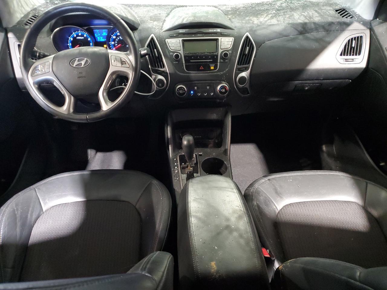2010 HYUNDAI TUCSON