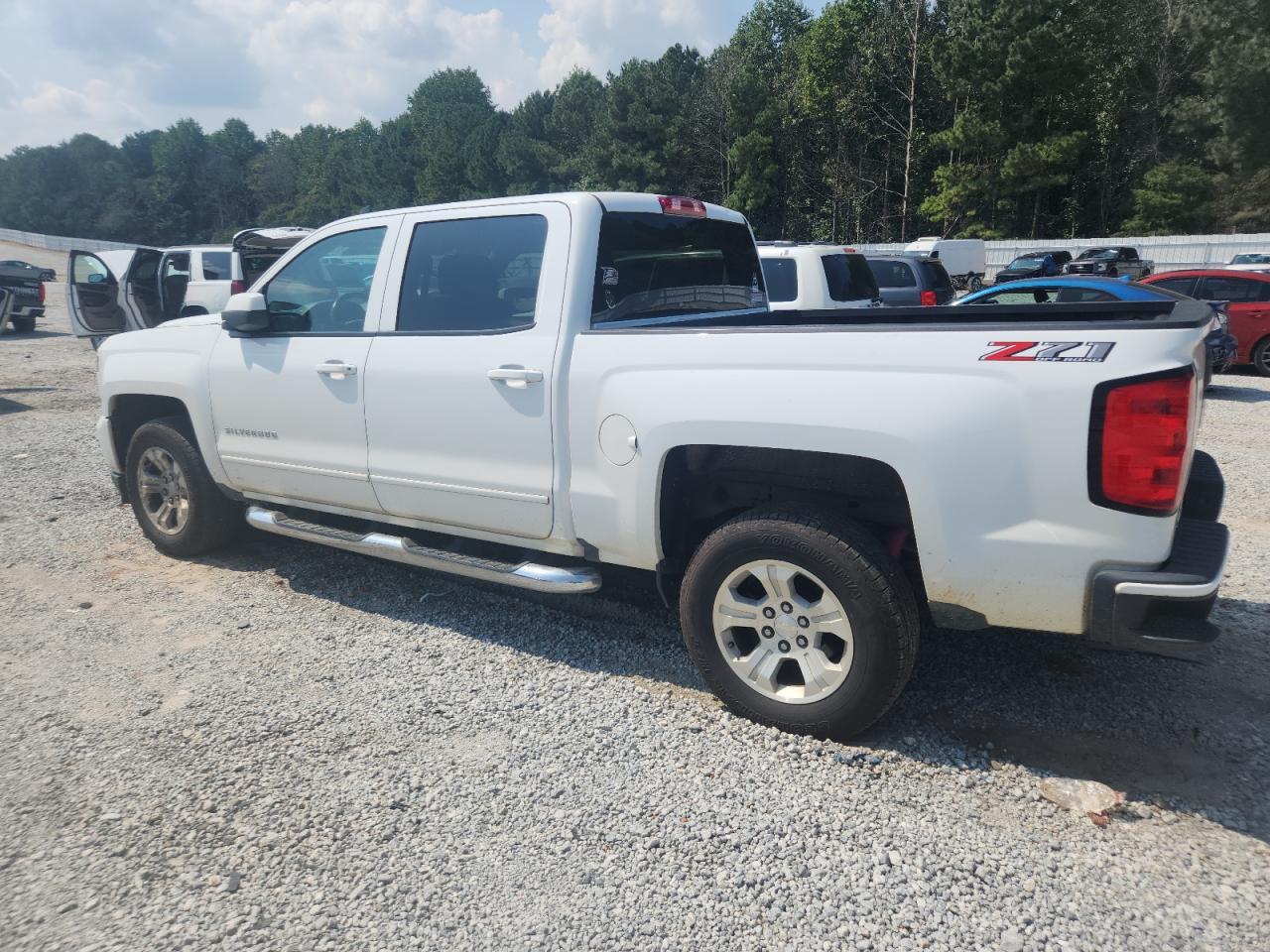 2018 CHEVROLET Silverado