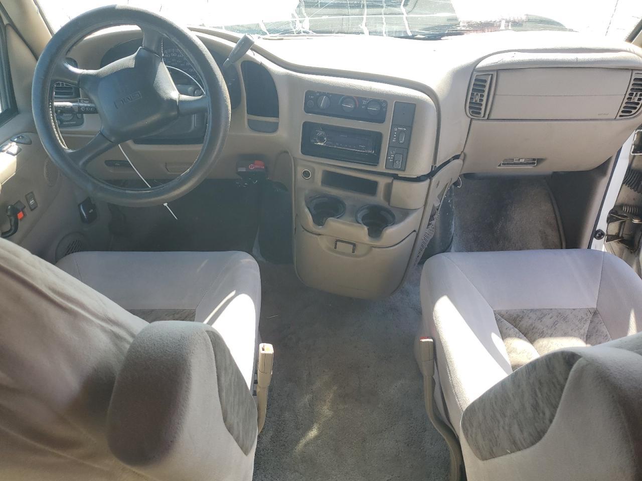 2003 GMC SAFARI