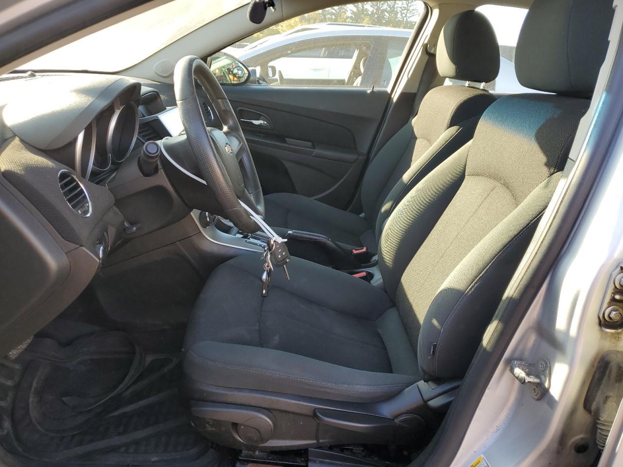 2011 CHEVROLET CRUZE