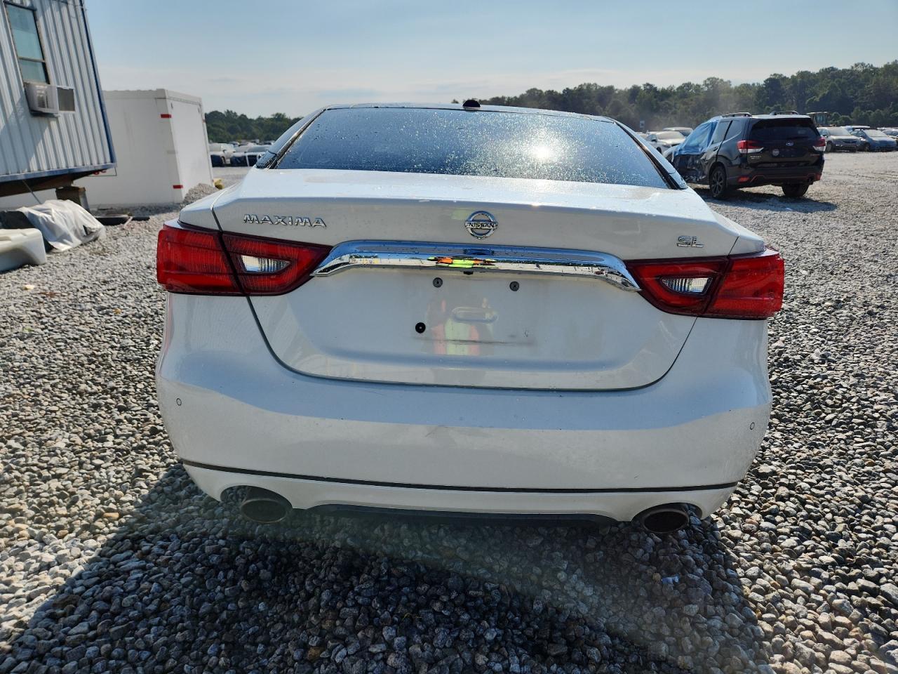 2017 NISSAN Maxima