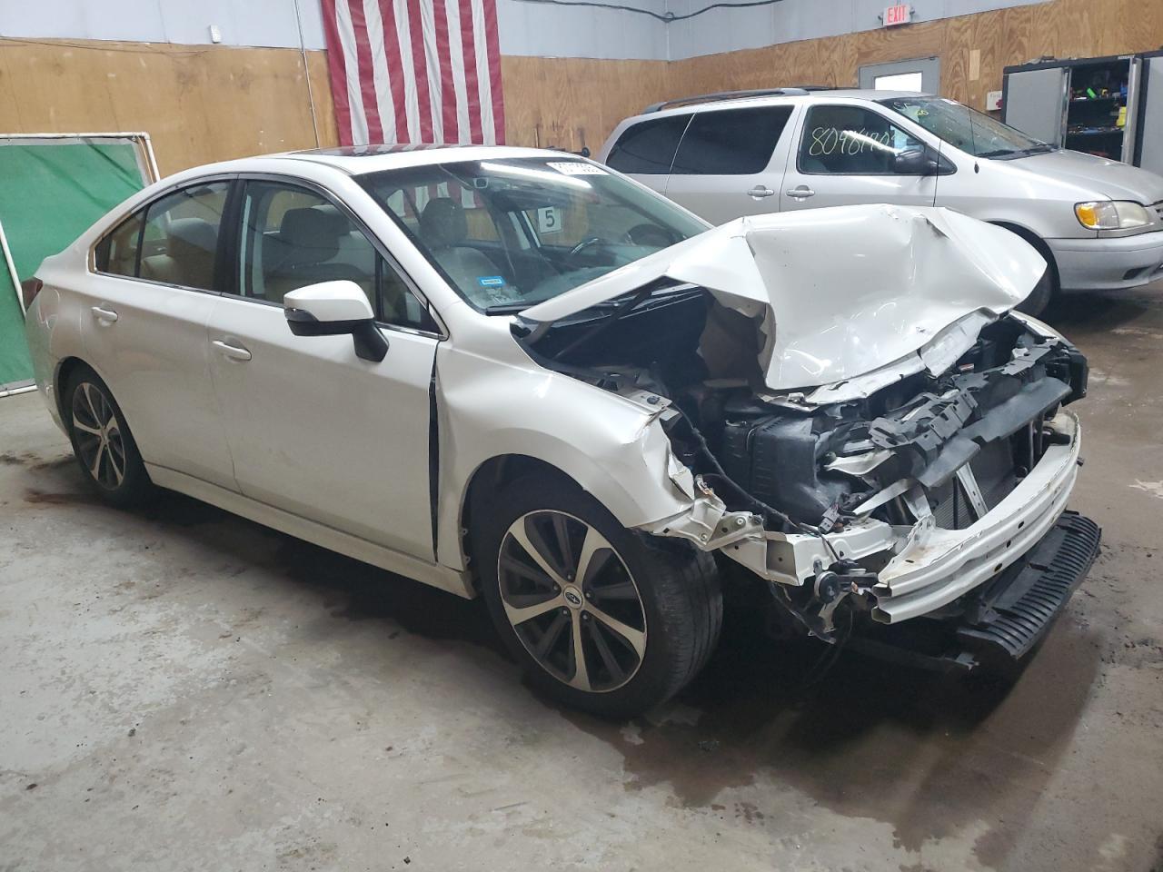 2016 SUBARU Legacy