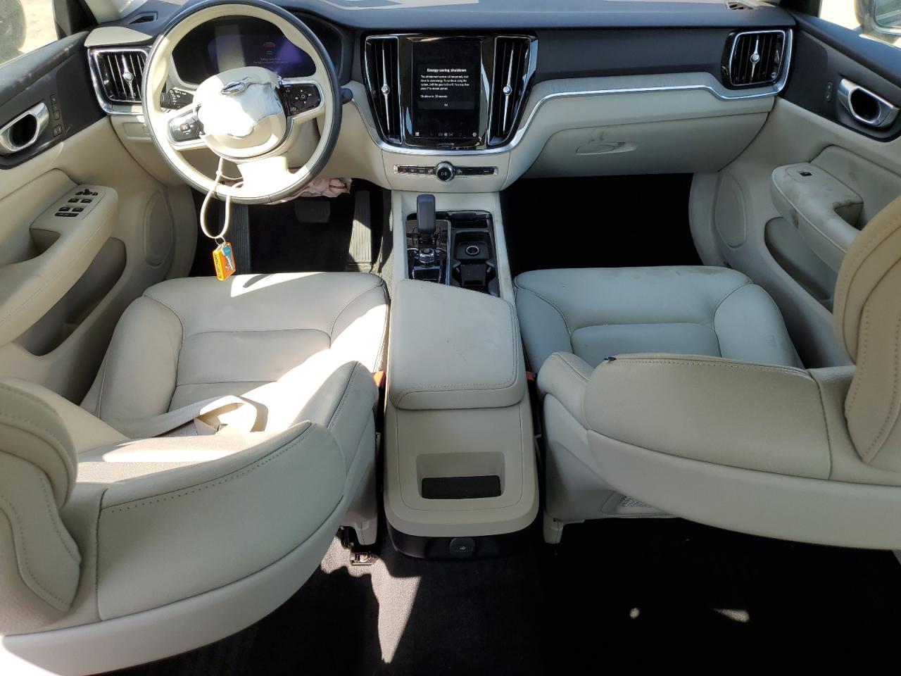 2024 VOLVO S60