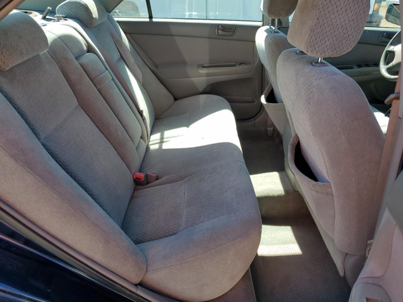 2004 TOYOTA CAMRY