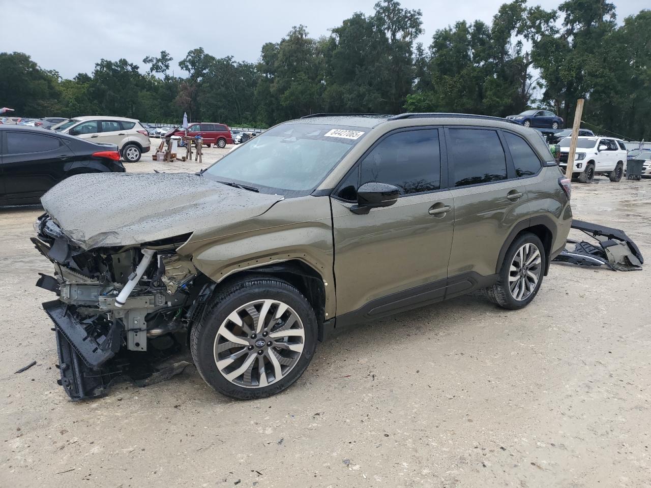 2025 SUBARU FORESTER